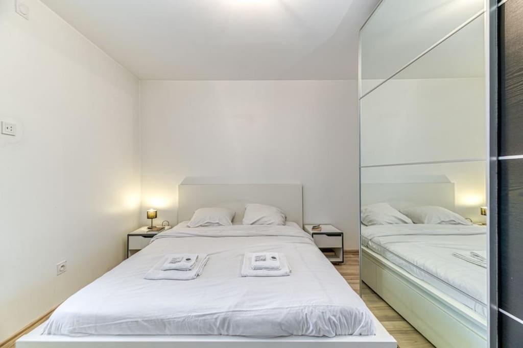 Bel Appartement-Garage Prive-Balcon-Wifi Fibre Rhut Zewnętrze zdjęcie