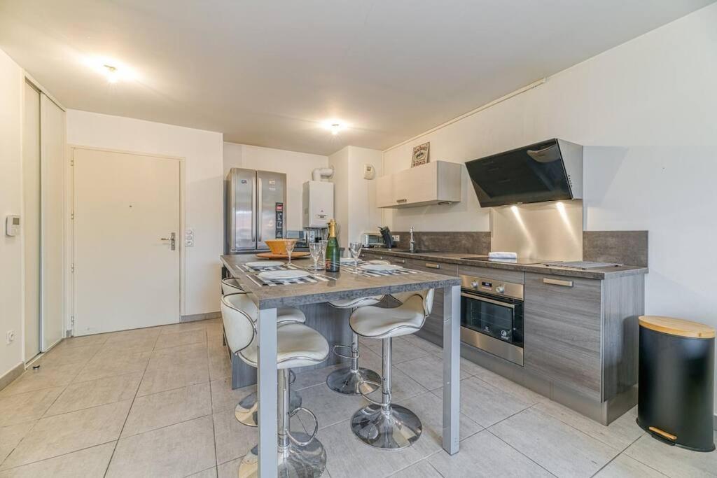 Bel Appartement-Garage Prive-Balcon-Wifi Fibre Rhut Zewnętrze zdjęcie