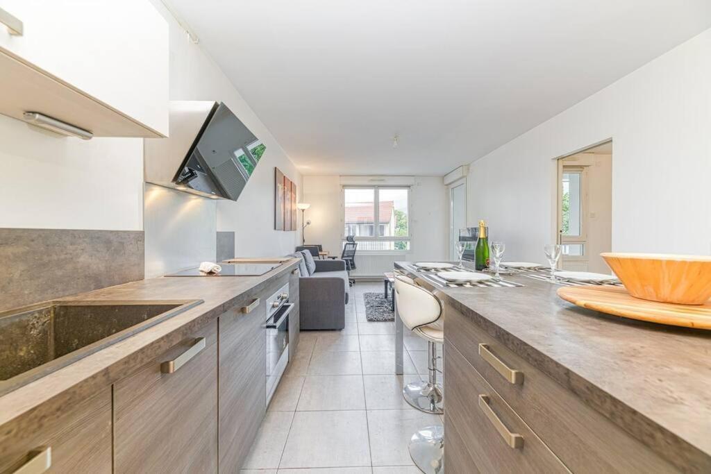 Bel Appartement-Garage Prive-Balcon-Wifi Fibre Rhut Zewnętrze zdjęcie