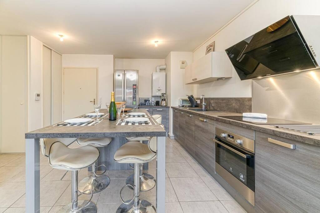 Bel Appartement-Garage Prive-Balcon-Wifi Fibre Rhut Zewnętrze zdjęcie