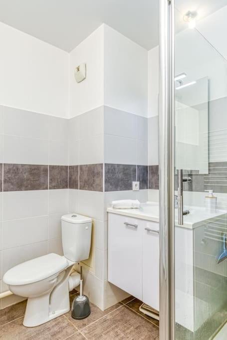 Bel Appartement-Garage Prive-Balcon-Wifi Fibre Rhut Zewnętrze zdjęcie