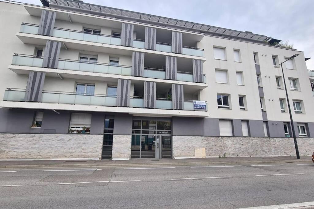 Bel Appartement-Garage Prive-Balcon-Wifi Fibre Rhut Zewnętrze zdjęcie